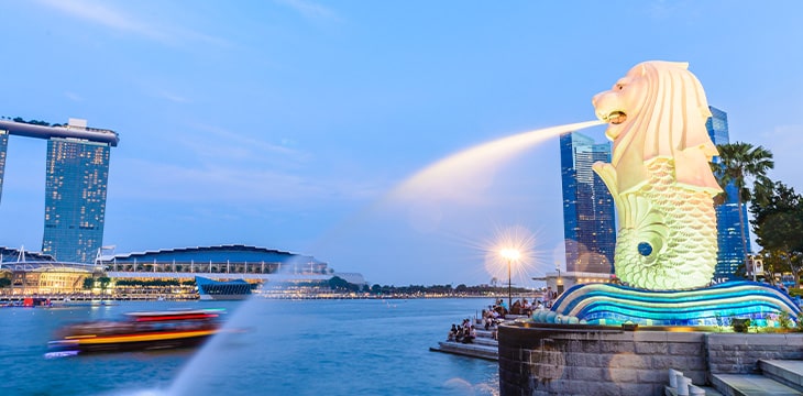 Singapore skyline with merlion