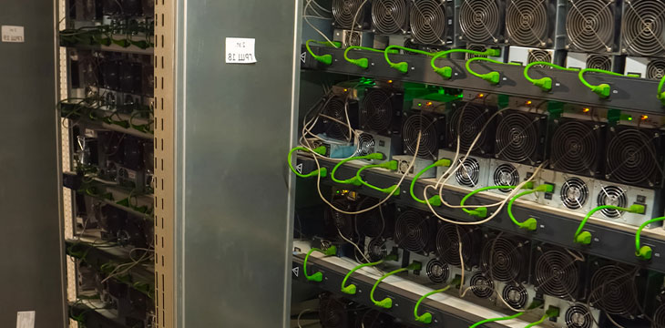 A mining farm, video cards and asiki mining farm