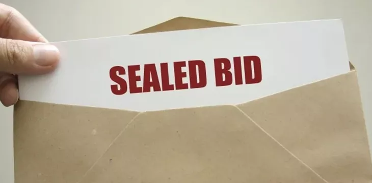 Sealed auctions on Bitcoin