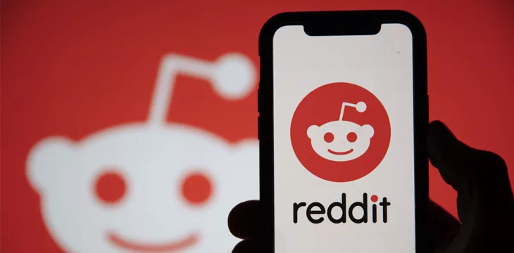 Reddit shuts down unscalable blockchain-based Community Points