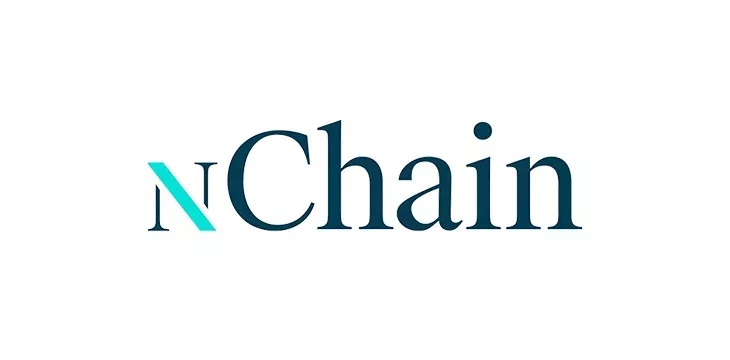 nChain with white background