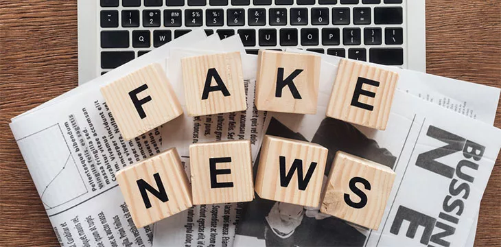 Fake News letter blocks